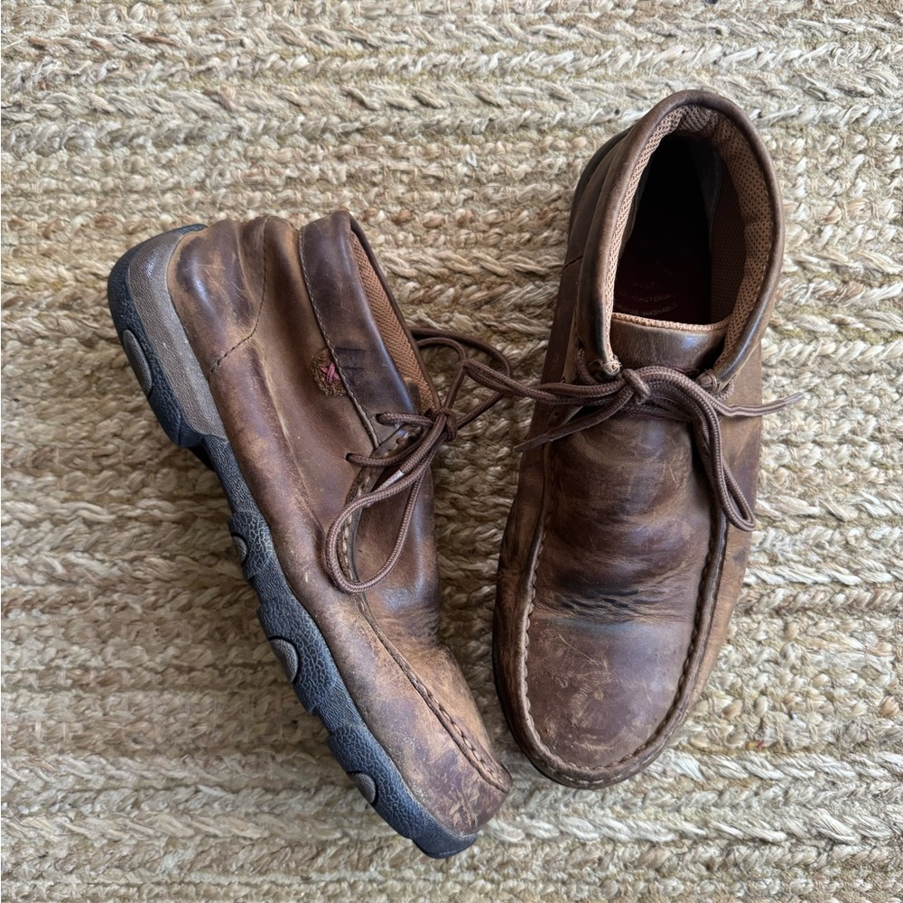 Women’s twisted x driving moccs